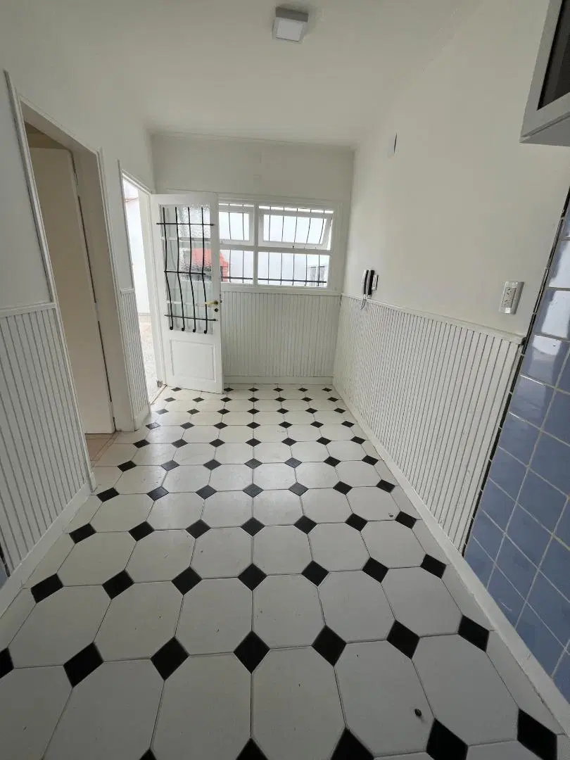 CASA EN ALQUILER EN CHAUVIN . - ZONA HPC. 8