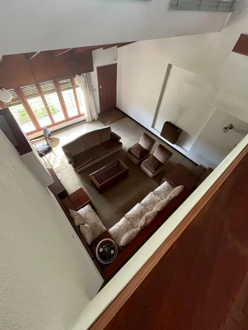 CASA CON GRAN PARQUE EN LOS TRONCOS 5