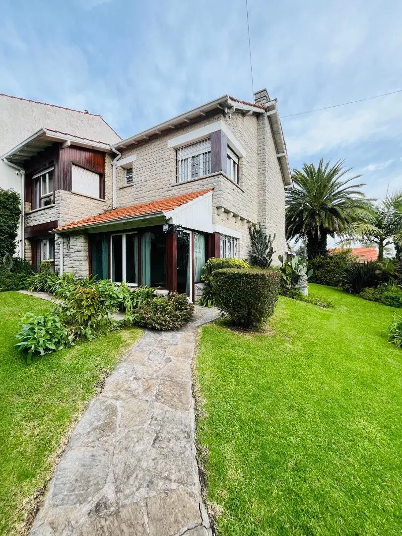 RESIDENCIA DE GRAN CATEGORIA EN PLAYA GRANDE/LOS TRONCOS. 2