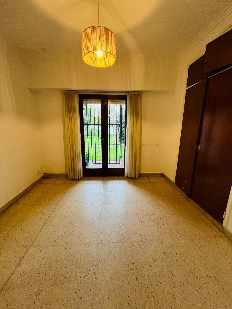 Foto de CASA EN VENTA EN LOS TRONCOS - PROX. GUEMES.- 170M2 CUB., imagen 3