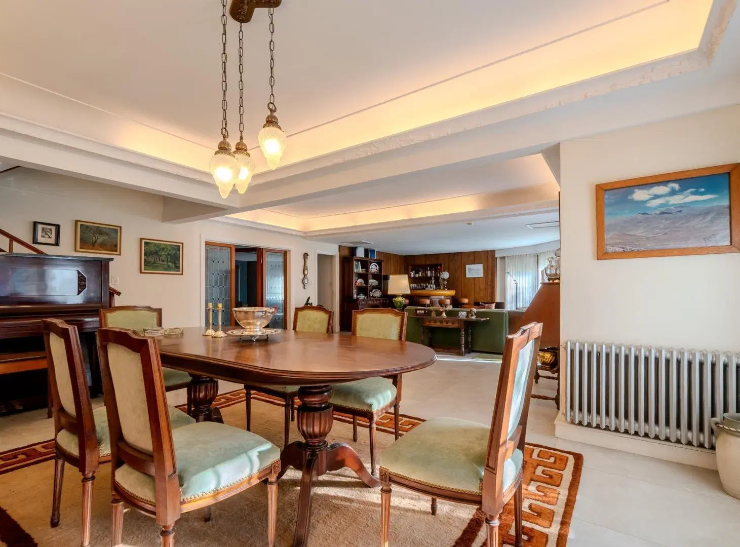 MAGNIFICA CASA EN ESQUINA EN ZONA GUEMES - 365M2 CUB. 2