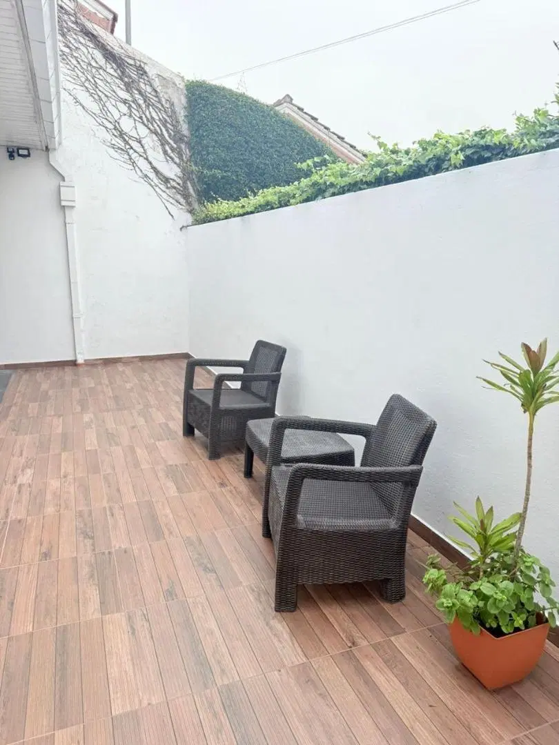 CASA EN ALQUILER ANUAL EN LOS TRONCOS 5