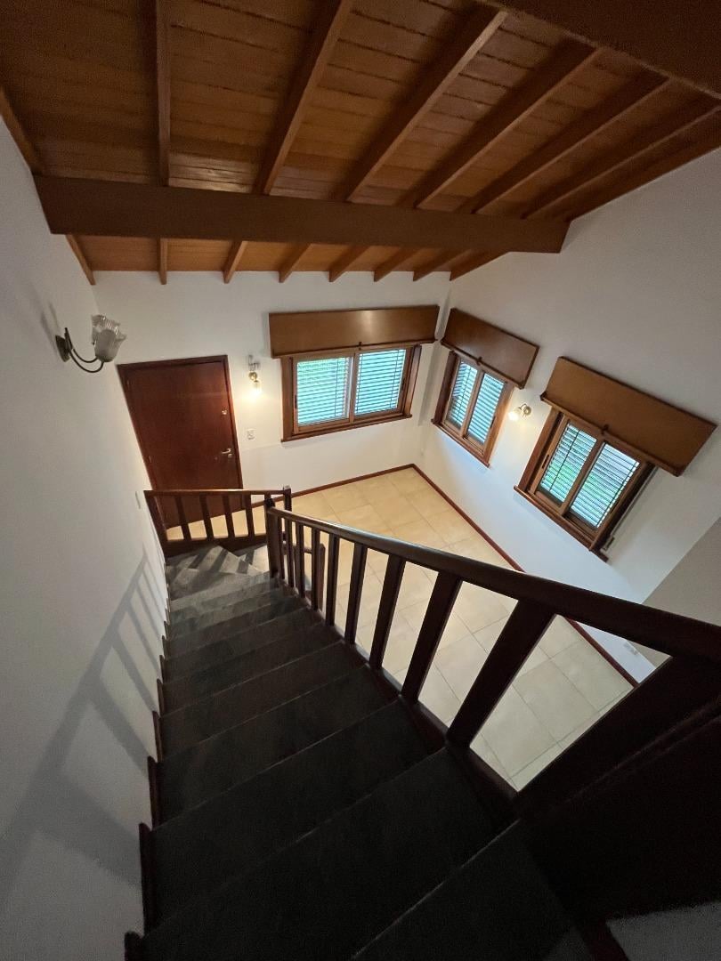 Foto de EXCELENTE CASA EN VENTA EN LOS TRONCOS - Z/PRIMAVESI., imagen 2