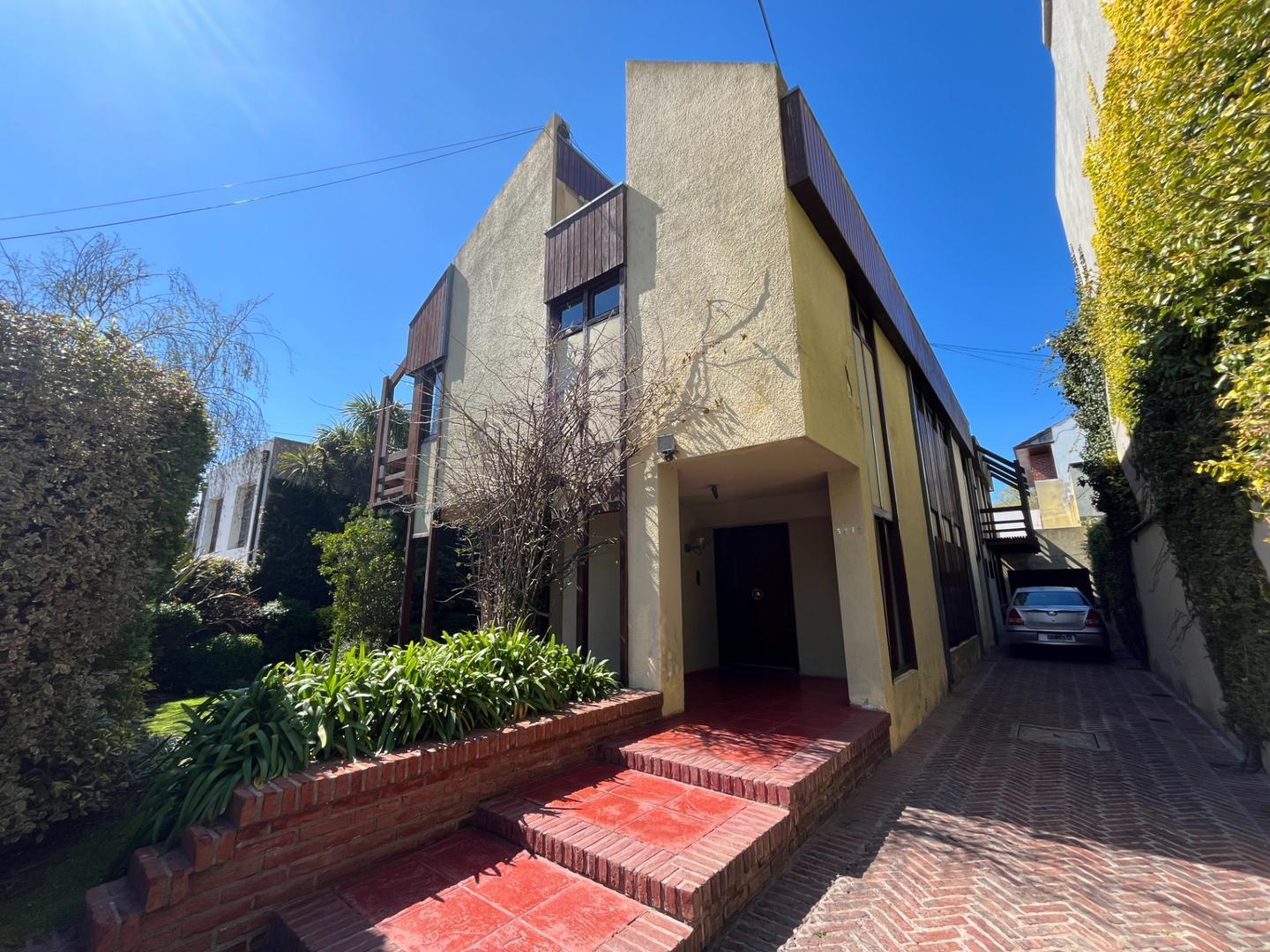 Foto de CASA DE DISEÑO Y CATEGORIA EN LO MEJOR DE LOS TRONCOS-, imagen 3