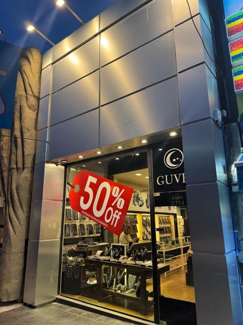 Foto de ESPLENDIDO LOCAL COMERCIAL EN LO MEJOR DE ALEM PLAYA GRANDE, imagen 4