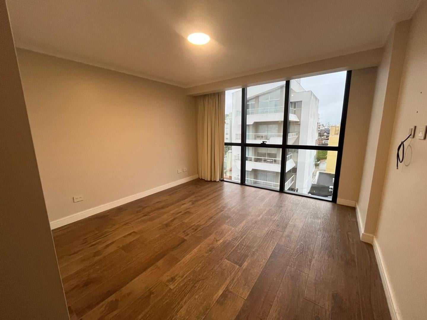Foto de DEPARTAMENTO EN ALQUILER 24 MESES Z/ GUEMES-2 SUITES -COCH, imagen 5