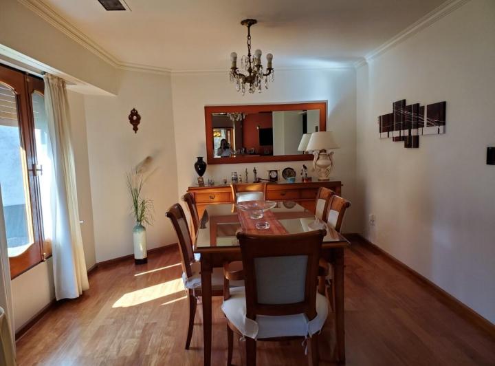 Casa en  venta , centro , excelente estado 3