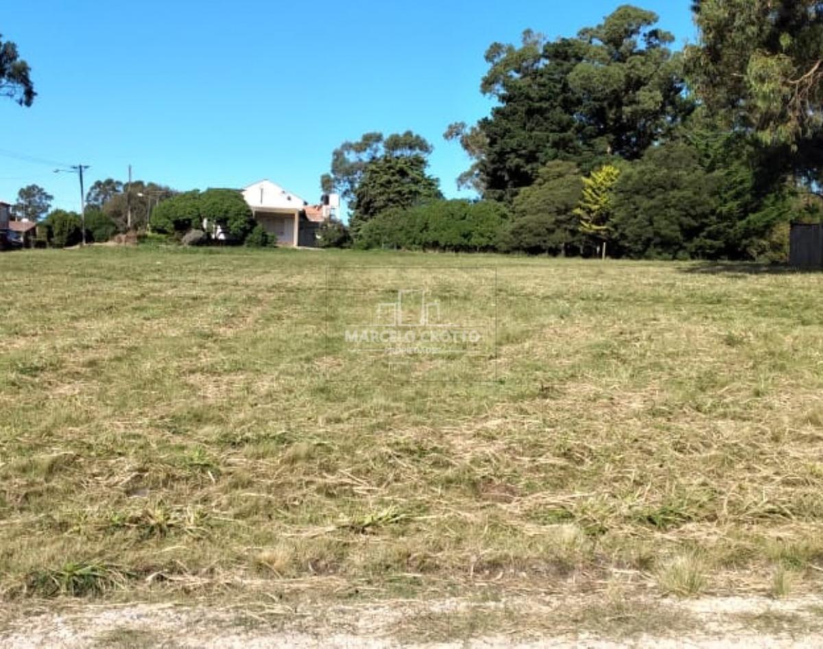 VENTA LOTE BARRIO PLAYA LOS LOBOS CHAPADMALAL