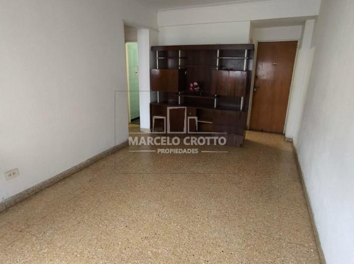 ALQUILER 24 MESES VIVIENDA DEPARTAMENTO ZONA CENTRO 2 AMBIENTES CON COCHERA CUBIERTA 2