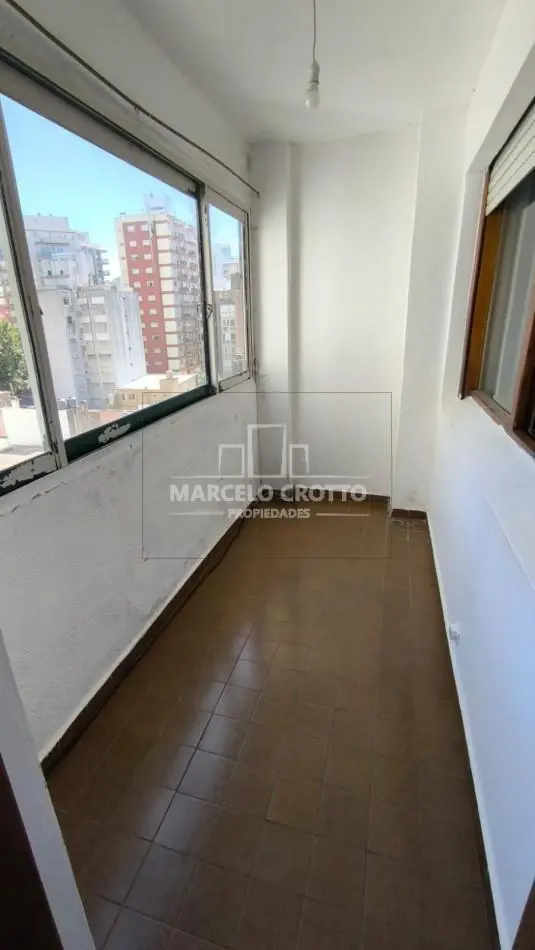 ALQUILER DEPARTAMENTO 2 AMBIENTES BARRIO LA PERLA CON LAVADERO BALCON CERRADO 4
