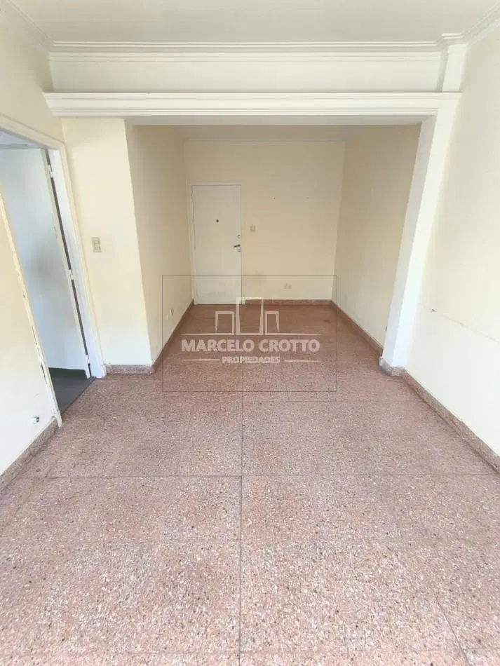 VENTA DE DEPARTAMENTO 3 AMBIENTES BARRIO SAN JOSE 4