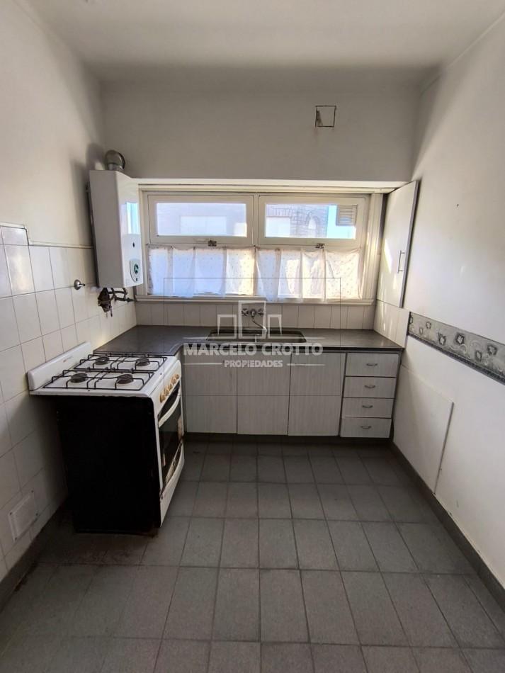 Foto de VENTA DE DEPARTAMENTO 3 AMBIENTES BARRIO SAN JOSE, imagen 3