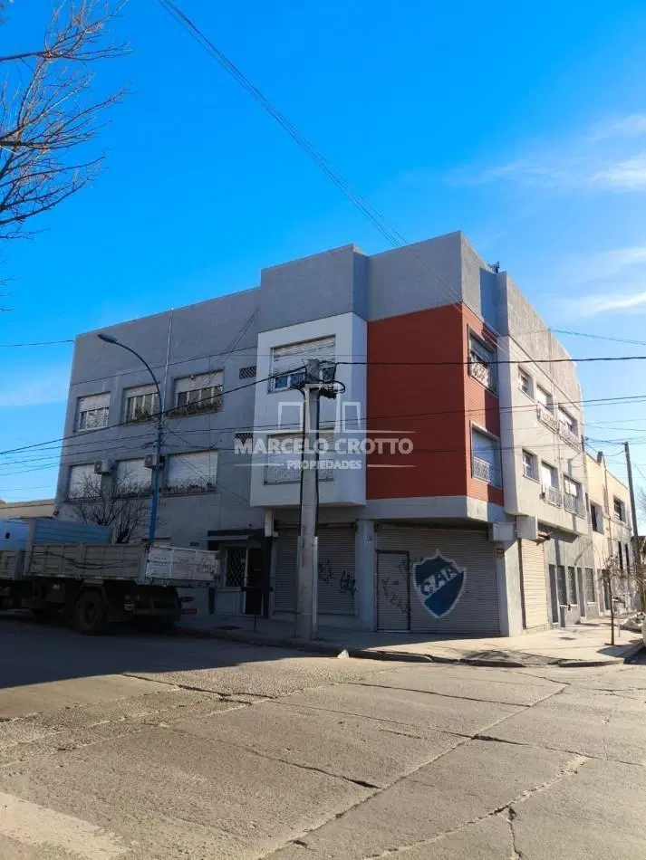 VENTA DE DEPARTAMENTO 3 AMBIENTES BARRIO SAN JOSE 1