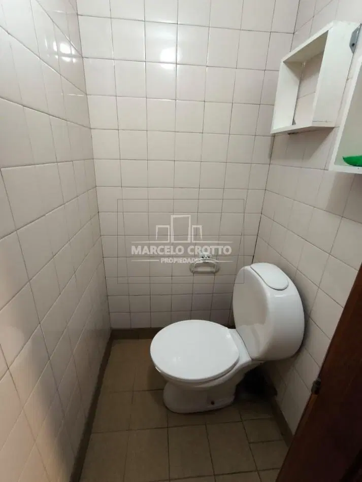 ALQUILER COMERCIAL, SOLO PARA OFICINA BARRIO CHAUVIN 7