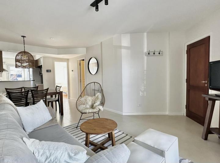 Impecable semipiso cercano a Guemes 4