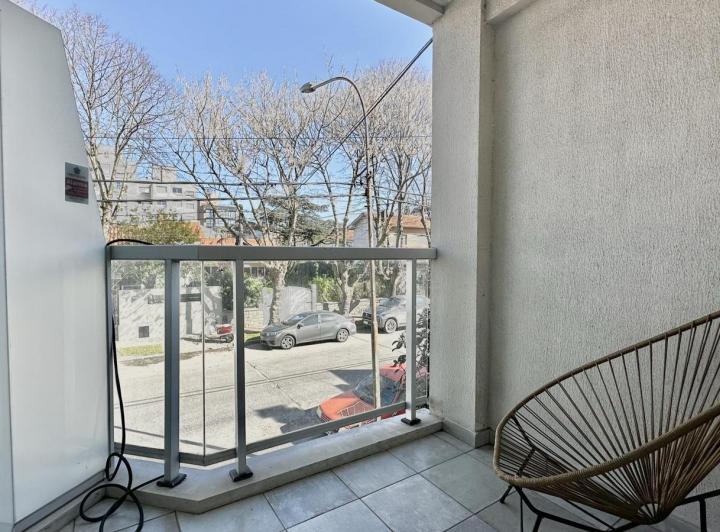 Impecable semipiso cercano a Guemes 5