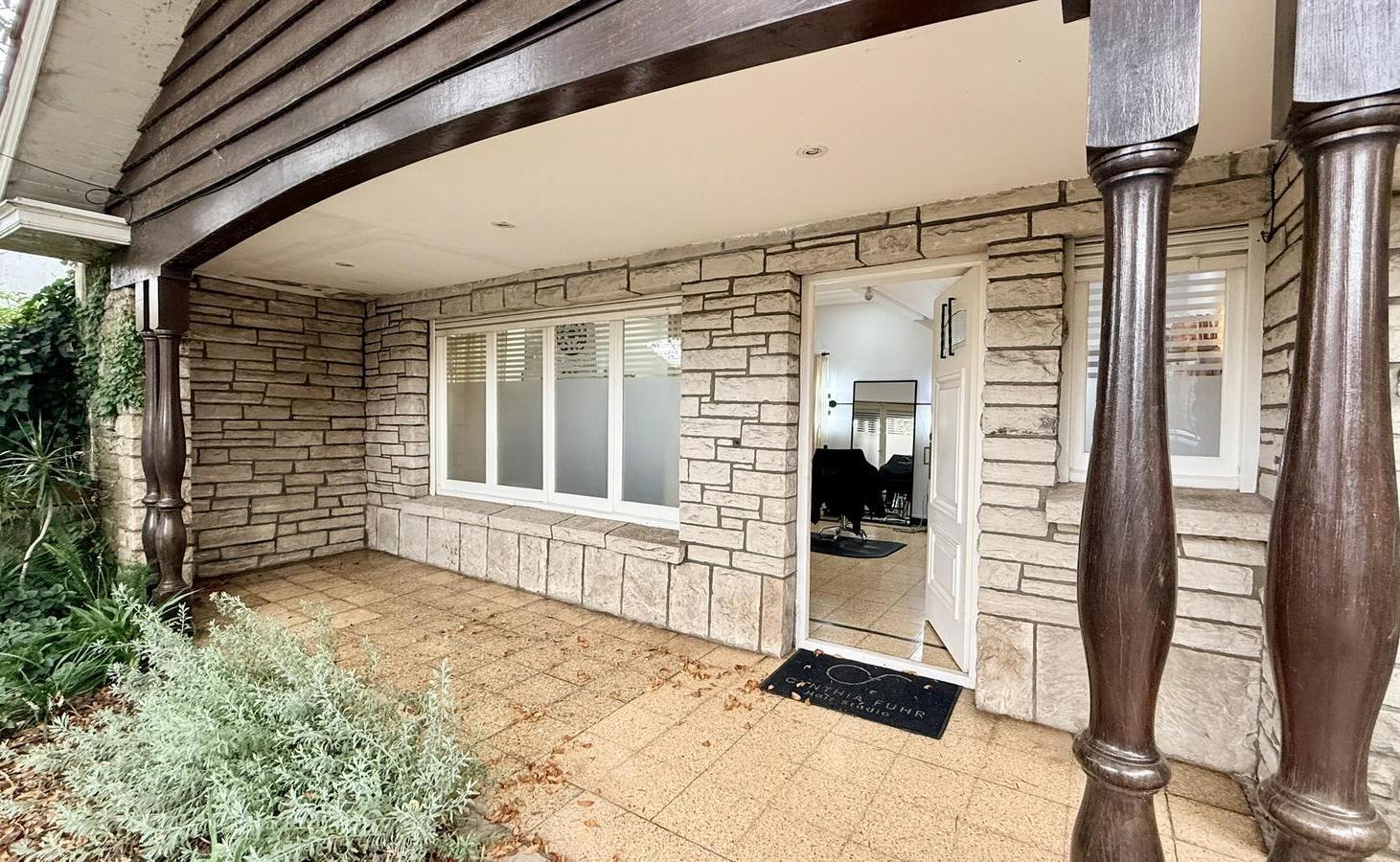 Chalet en inmejorable ubicación en alquiler para uso profesional