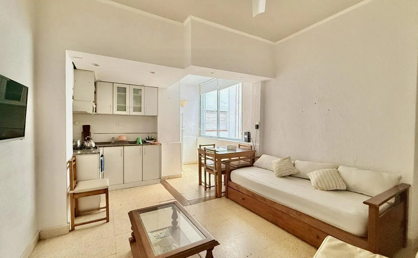 Departamento dos ambientes en alquiler 4