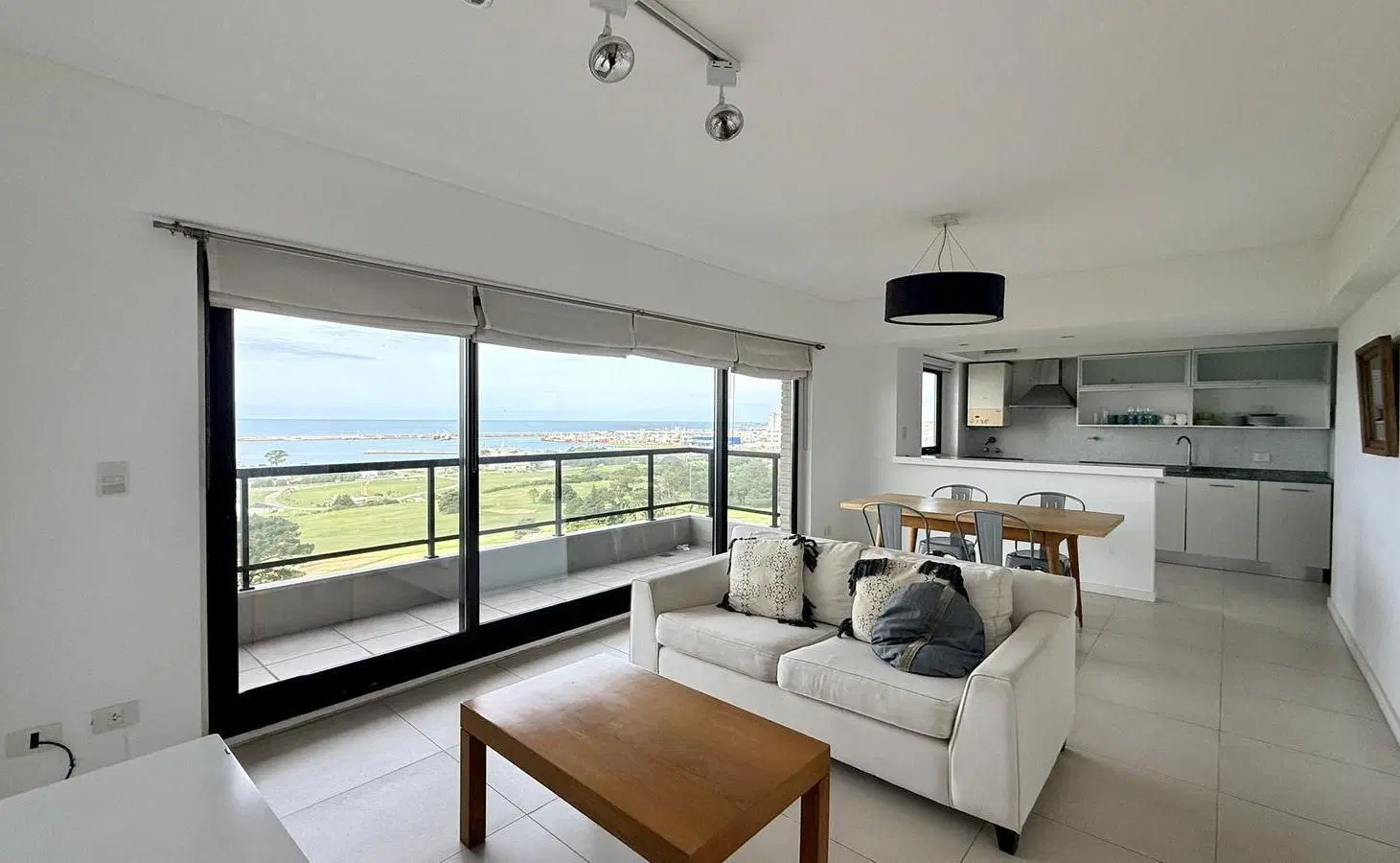 Impecable tres ambientes en Torres del Golf 5