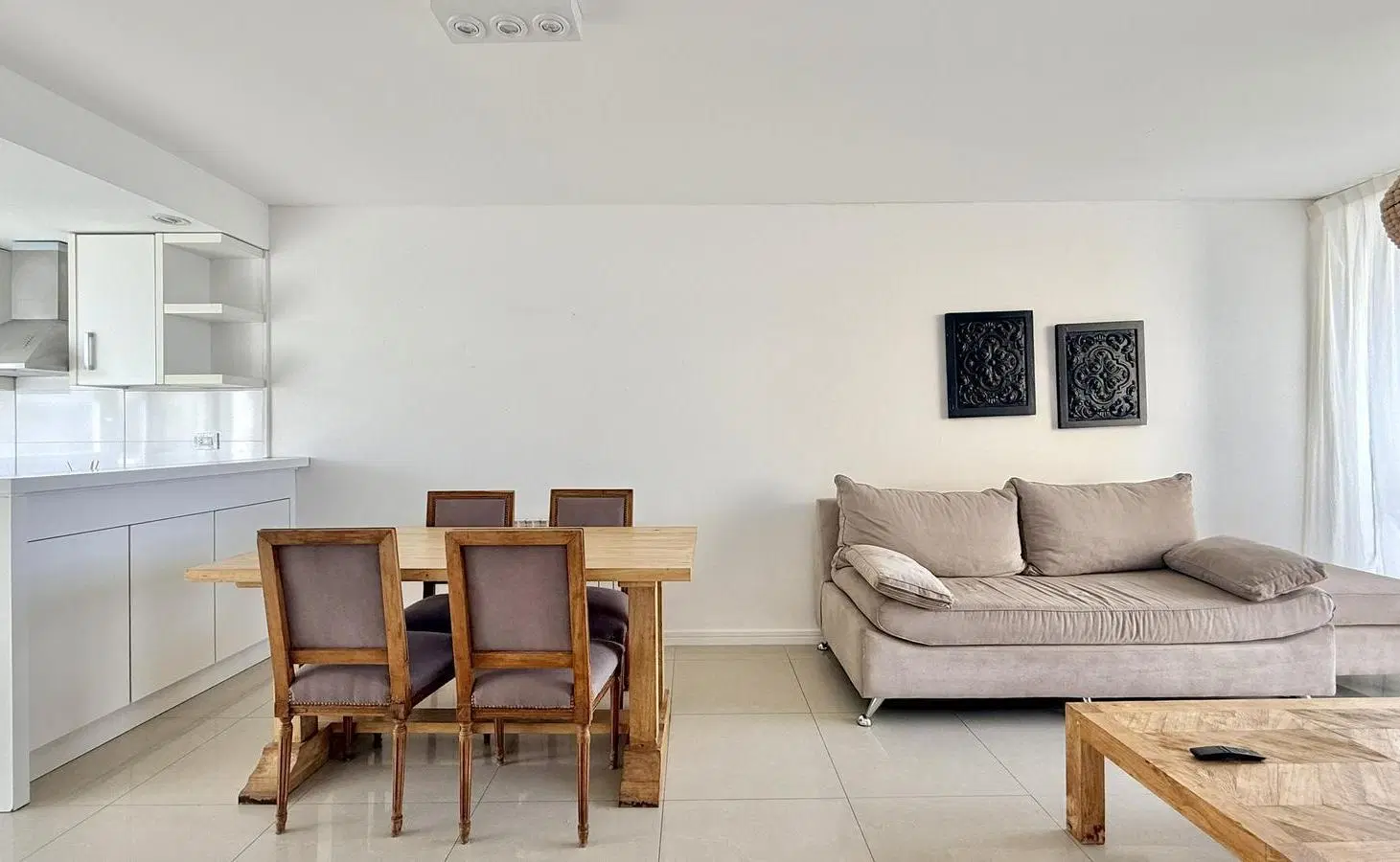 Impecable piso en Playa Chica con vista al mar 2