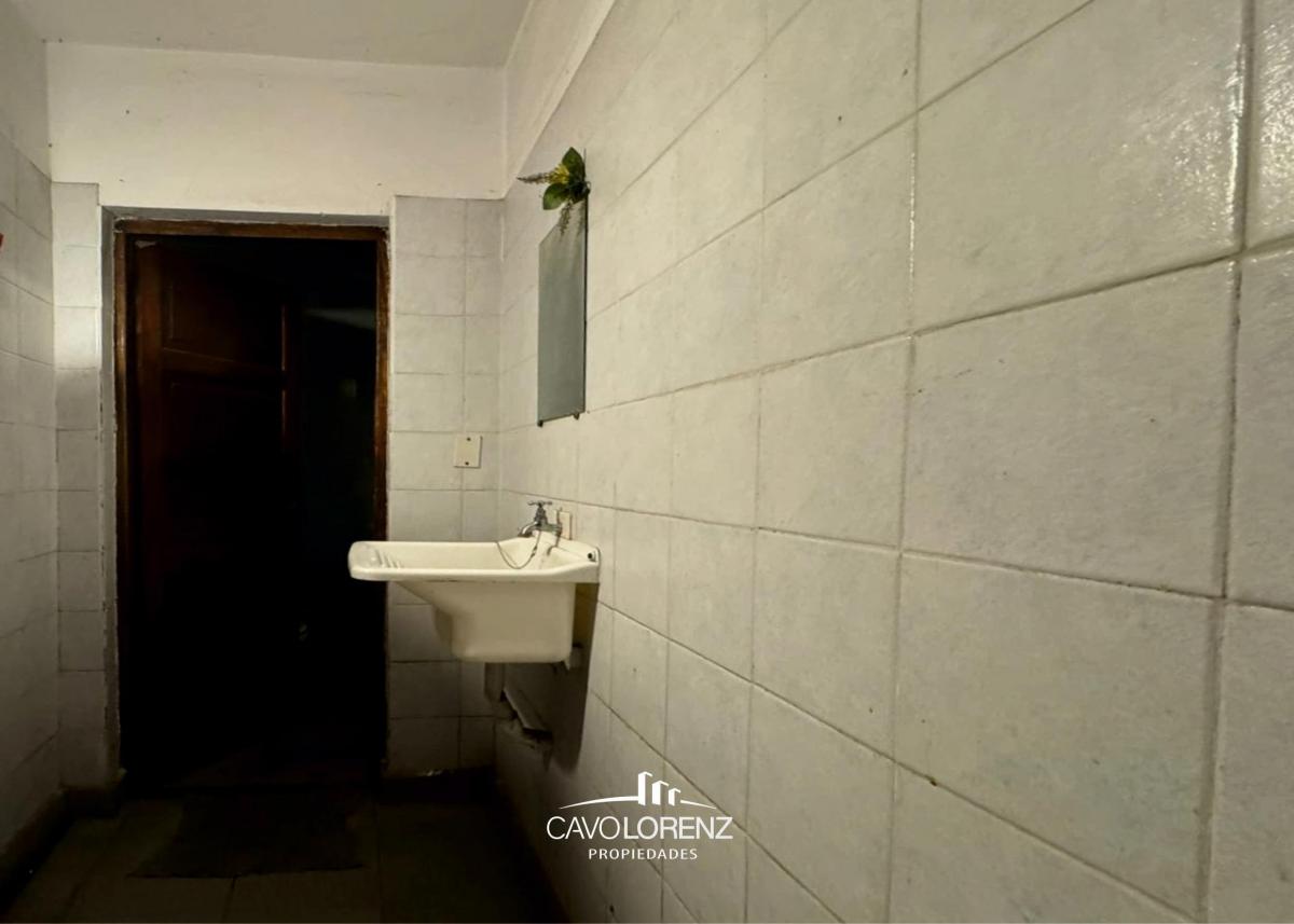 Foto de Victoriano Montes 2659 (y Alberti) - Excelente Gran Galpón/local, imagen 4