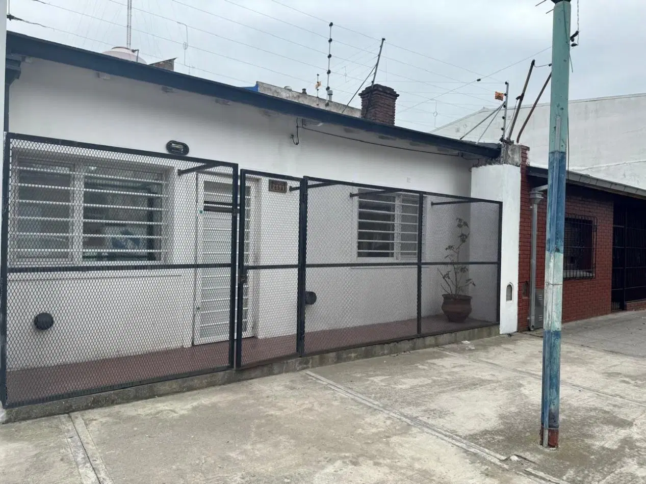 Alquiler - Victoriano Montes 2584 - Vivienda de 3 ambientes con patio en muy buen estado 8