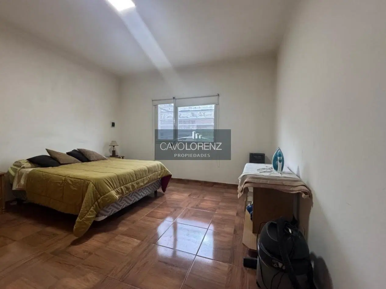 Alquiler -Victoriano montes 2584- Local comercial mas vivienda de tres ambientes 5