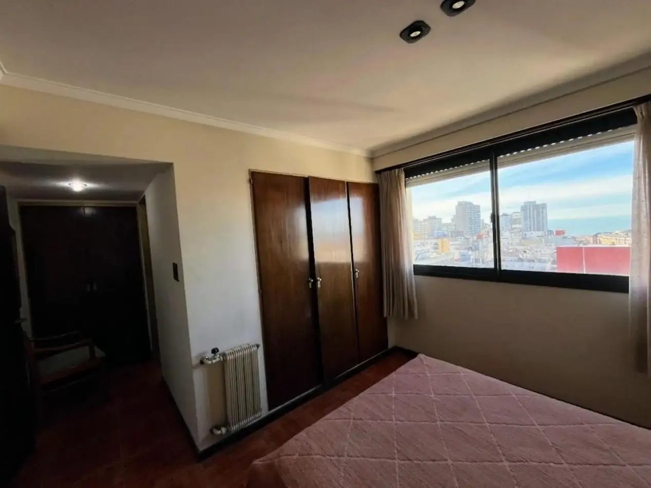 VENTA DEPTO 2/3 AMBIENTES VISTA AL MAR C/ COCHERA. 8