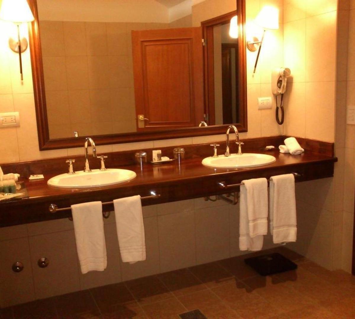Hotel 5 Estrellas 2