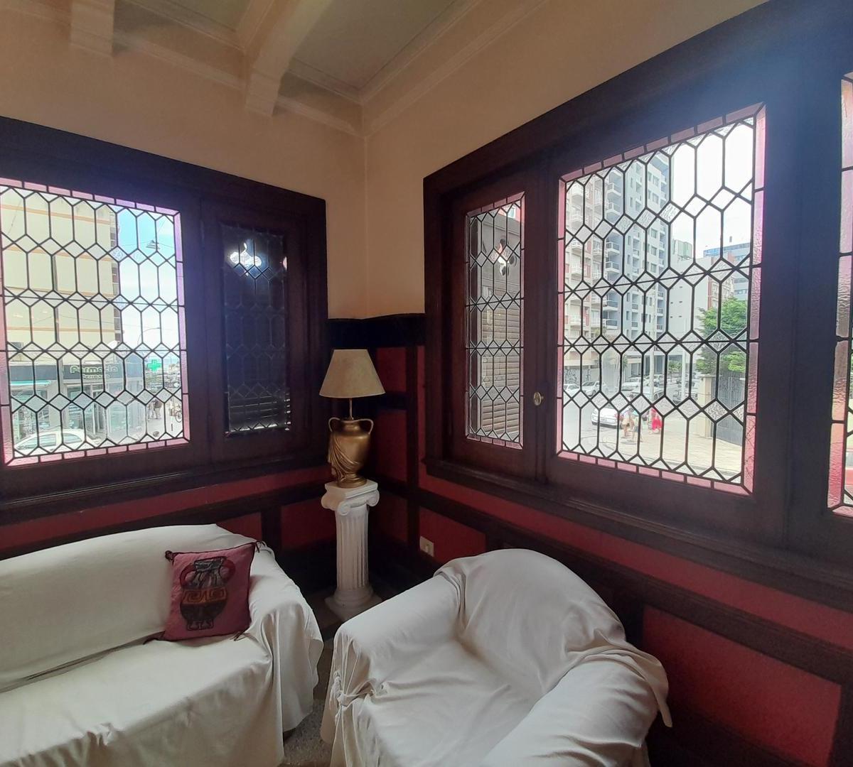Chalet Casona Balcarce E Yrigoyen 1