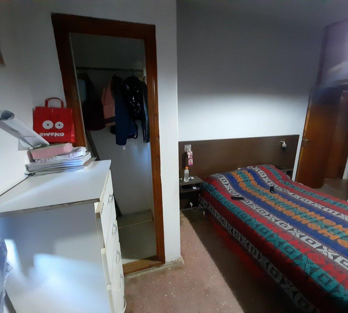 Chalet de 5 Ambientes - Genova y Cuba 2