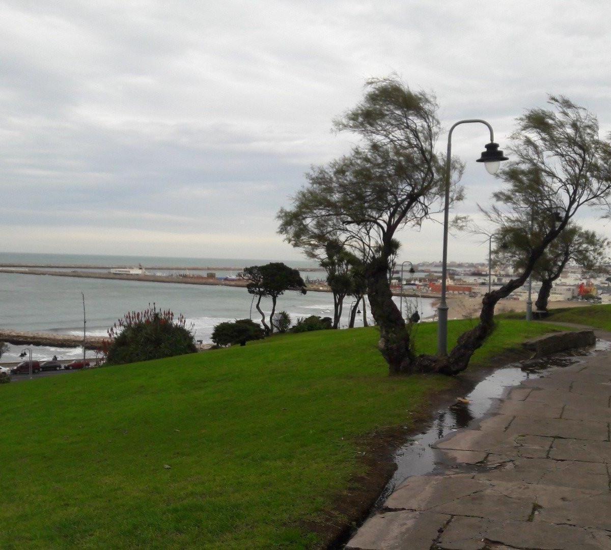 Piso de 7 Ambientes C/ Dependencia - Vista Al Mar 1