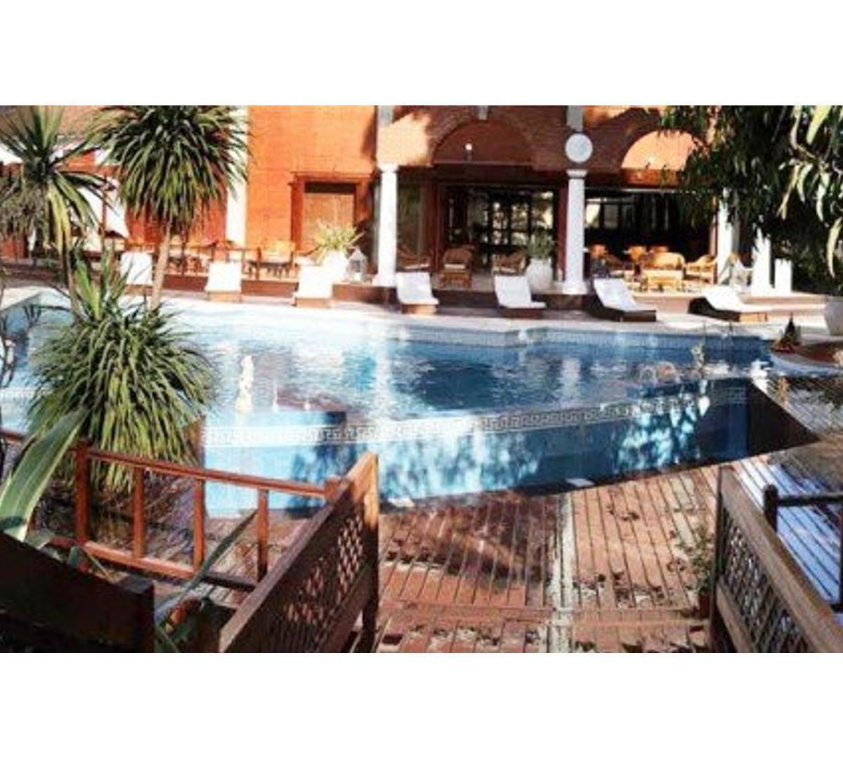 Hotel 3 Estrellas y Spa 1