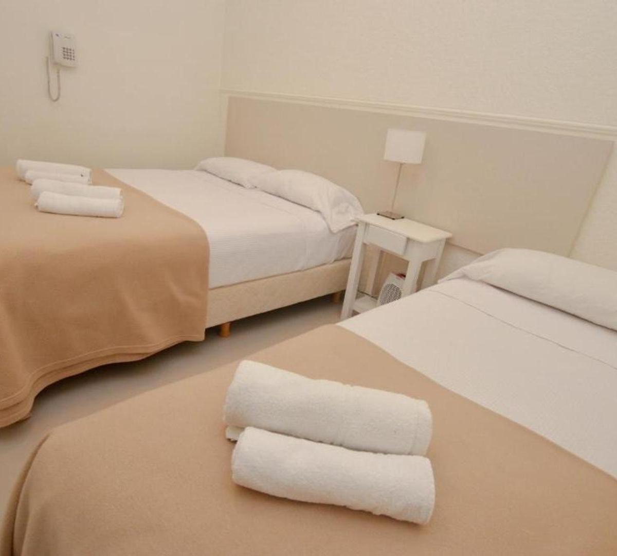 Hotel 2 Estrellas 4