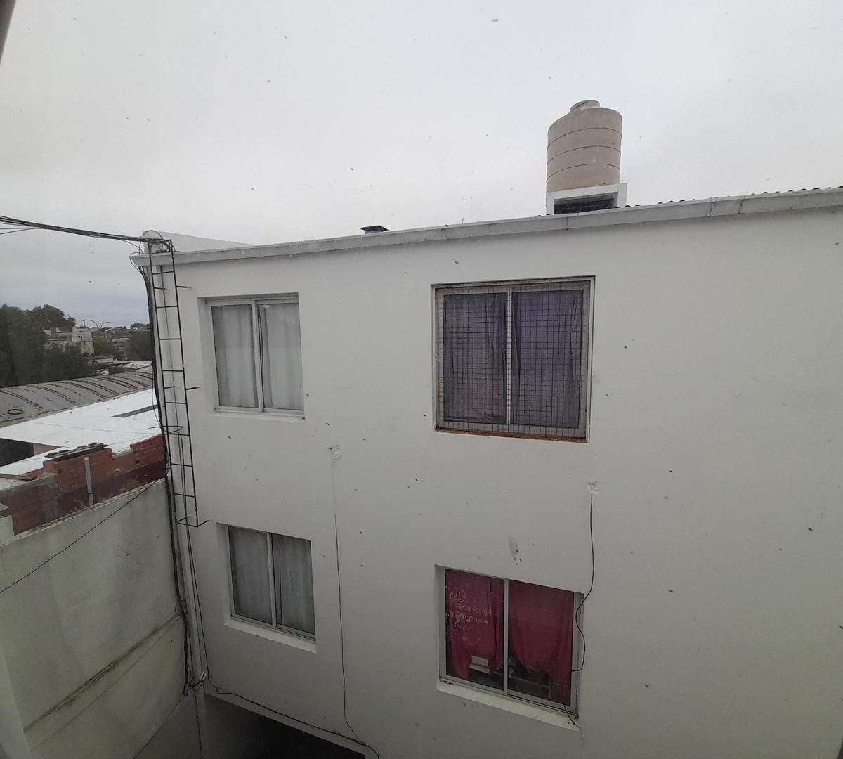 Departamento de 3 Ambientes - a La Calle - Avellaneda 4900 2