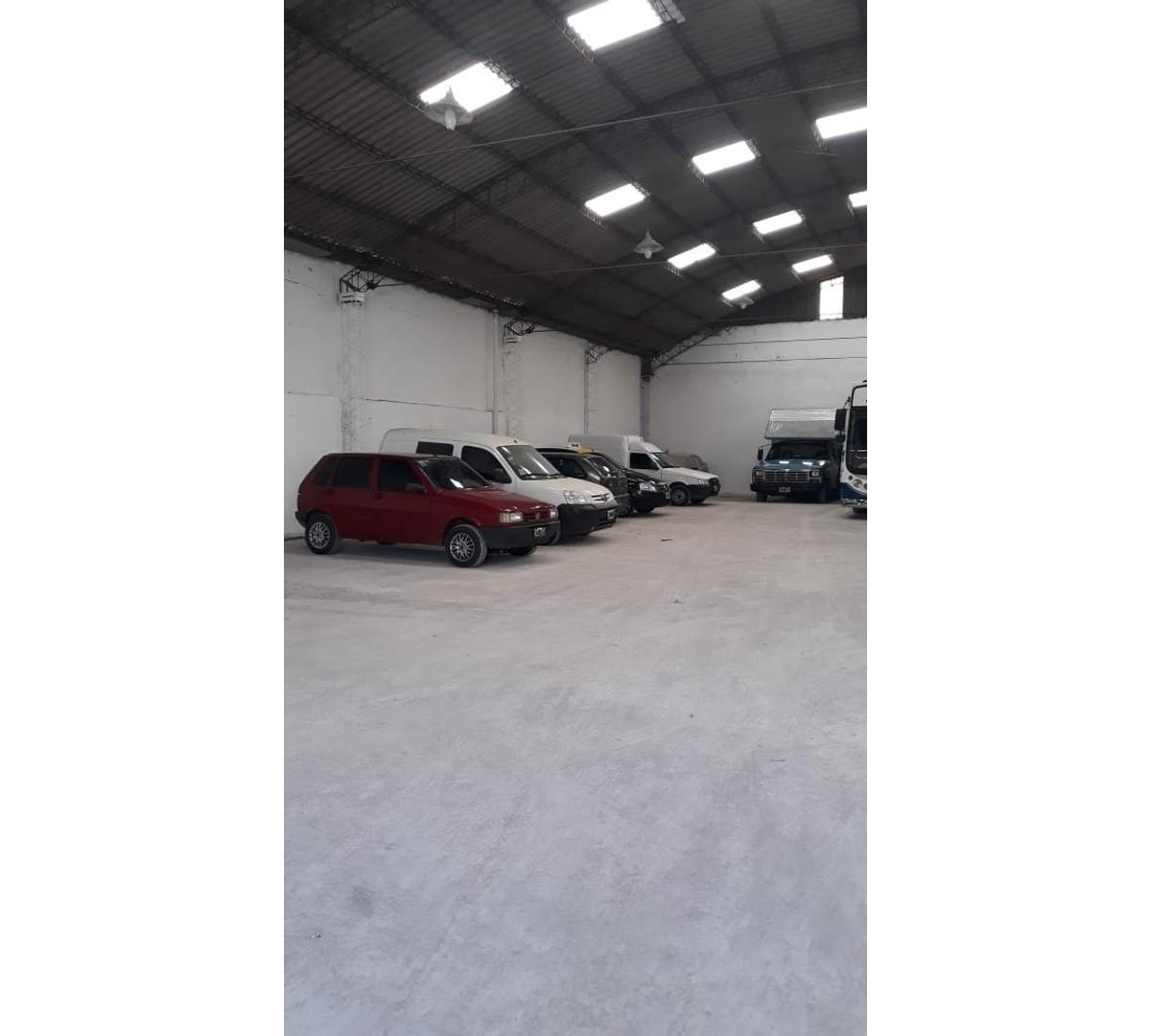 Venta Galpón - Moreno 4500 1