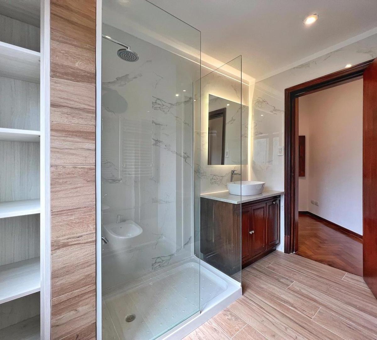 Chalet 6 Ambientes 3