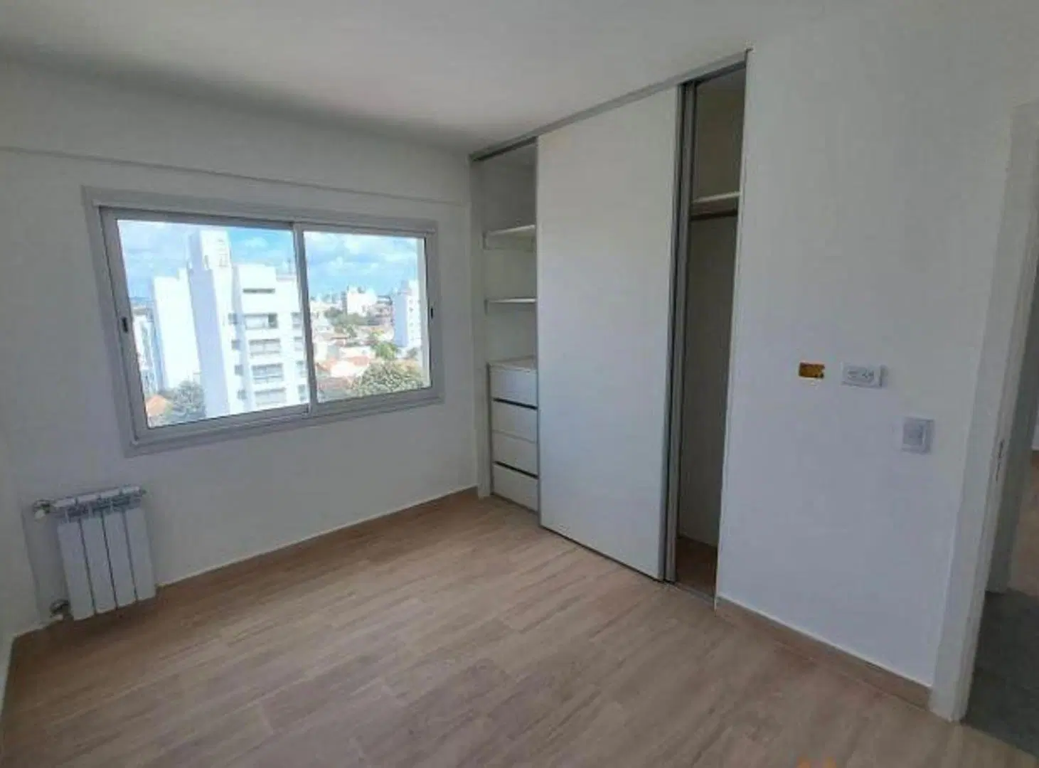 Semipiso 3 ambientes a la calle con cochera y baulera 5