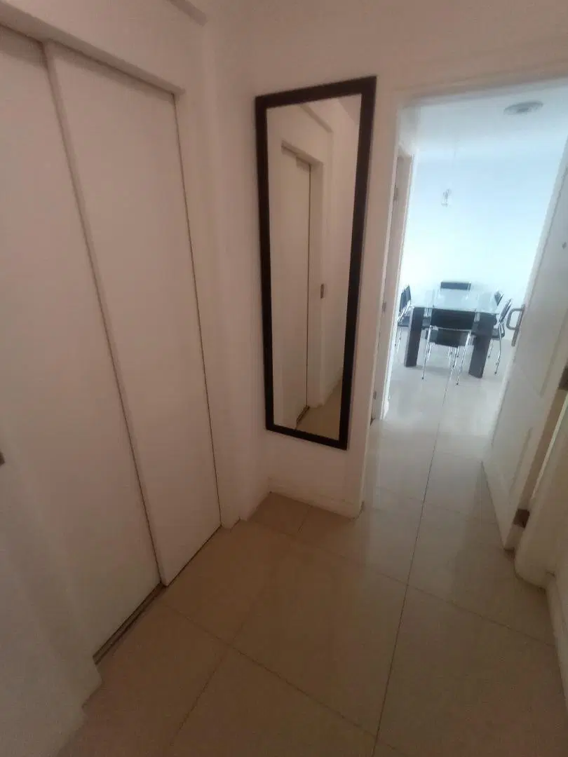 Semipiso 2 ambientes a la calle con cochera descubierta 3