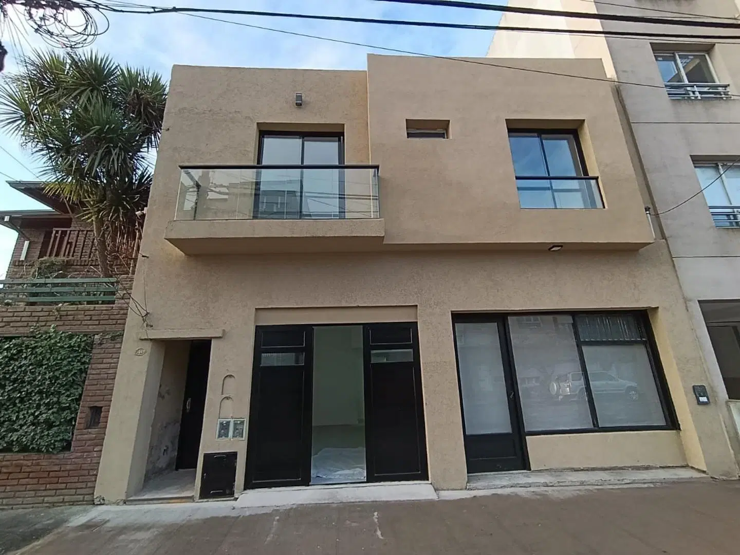 PH 4 ambientes a la calle con garage y local - Reciclado 3