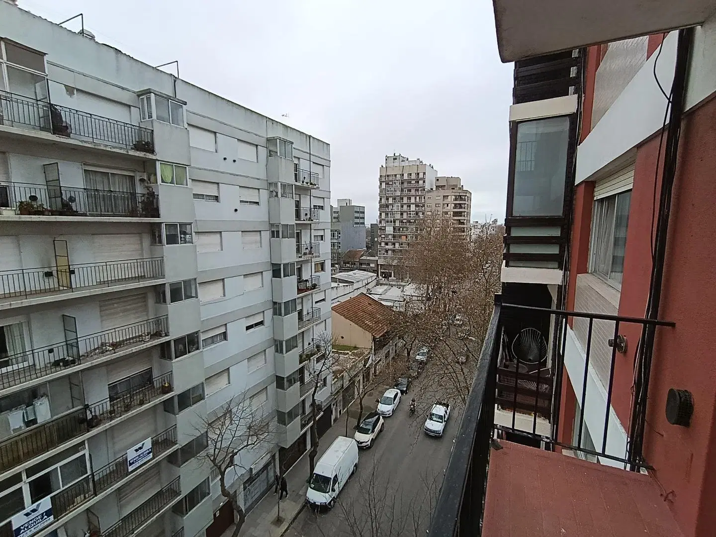 Departamento de dos ambientes a la calle 8