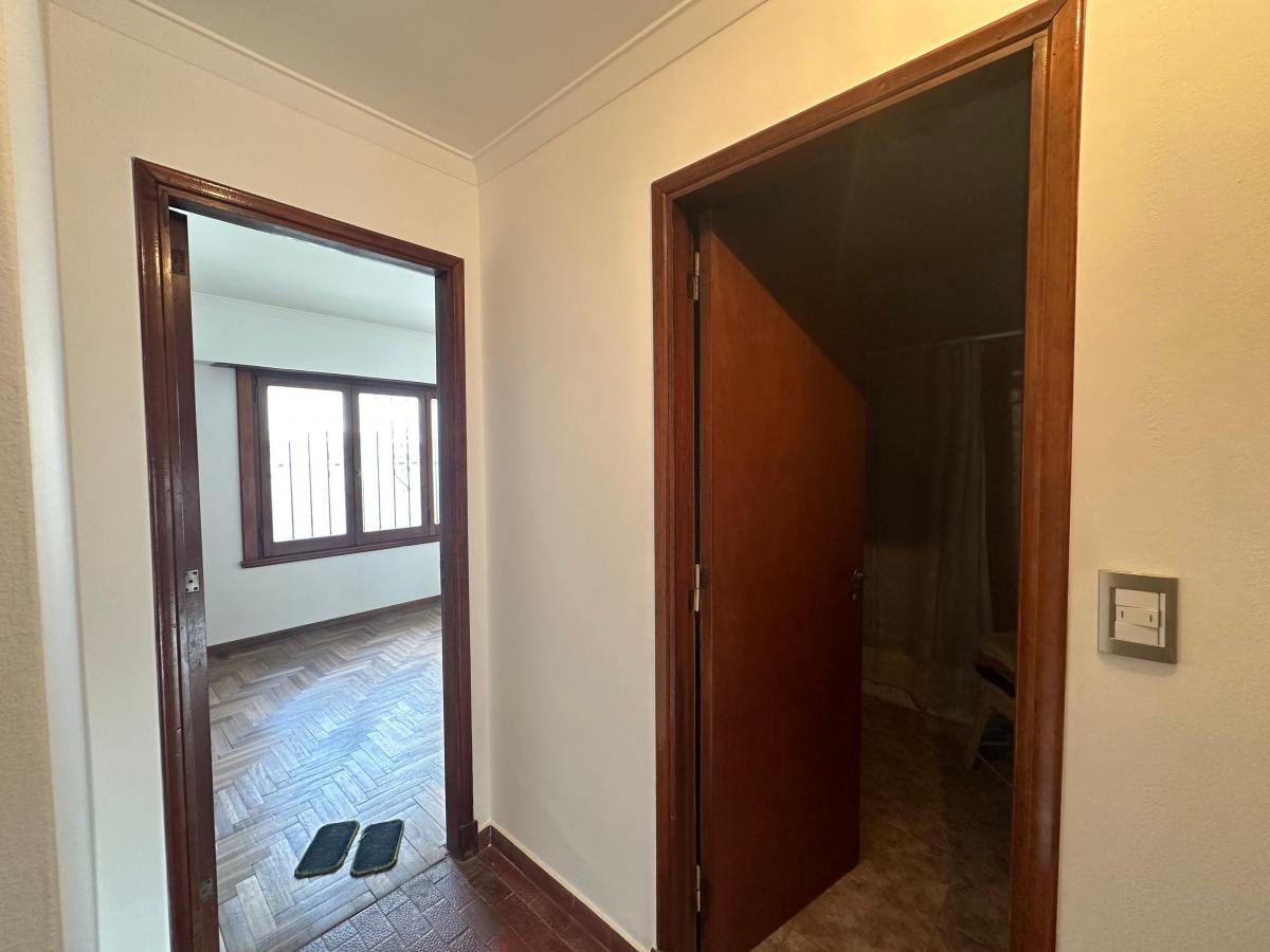 Chauvin PH 5 Ambientes Al Frente con Patio 4