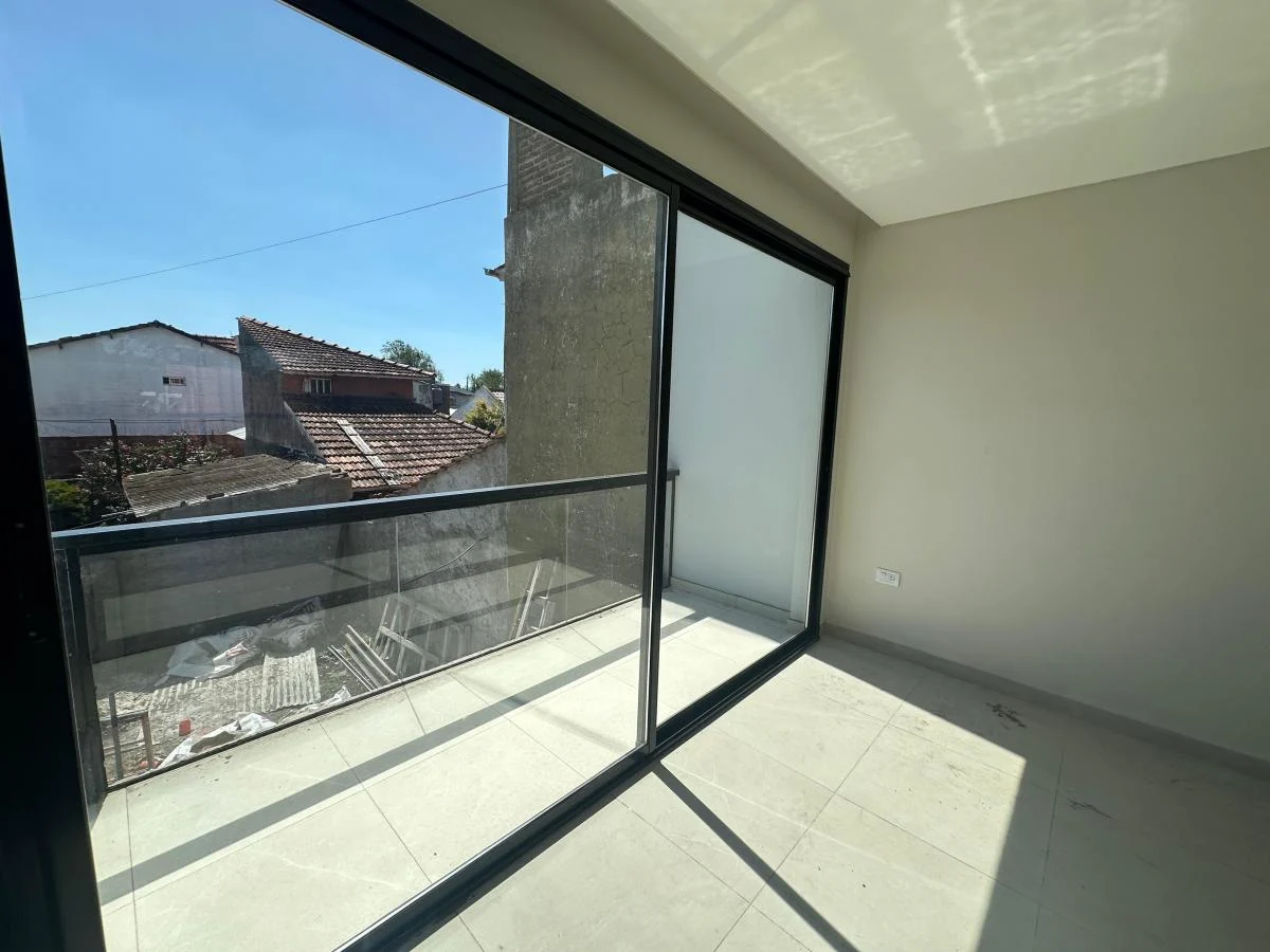 DUPLEX - PATIO - DE CATEGORIA