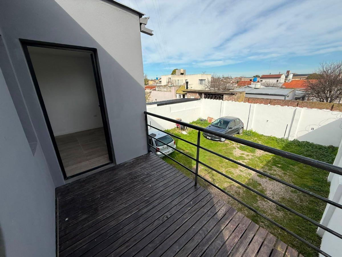 Foto de PI DE ANCHORENA - BALCON - SIN EXPENSAS - COCHERA - MASCOTA, imagen 4