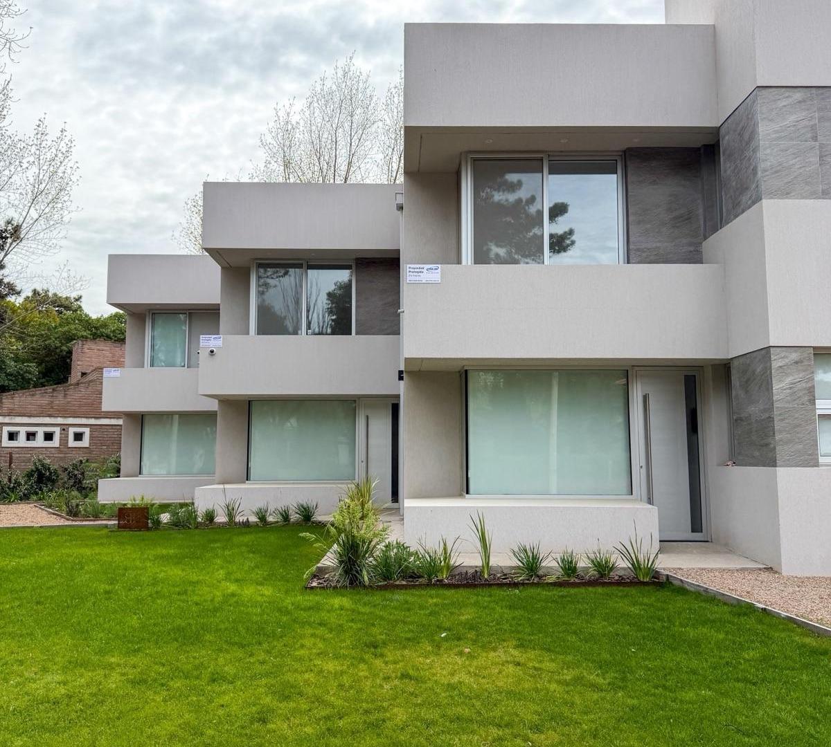 Foto de Duplex en venta en las dunas a 250 mts del mar se acepta permuta, imagen 2