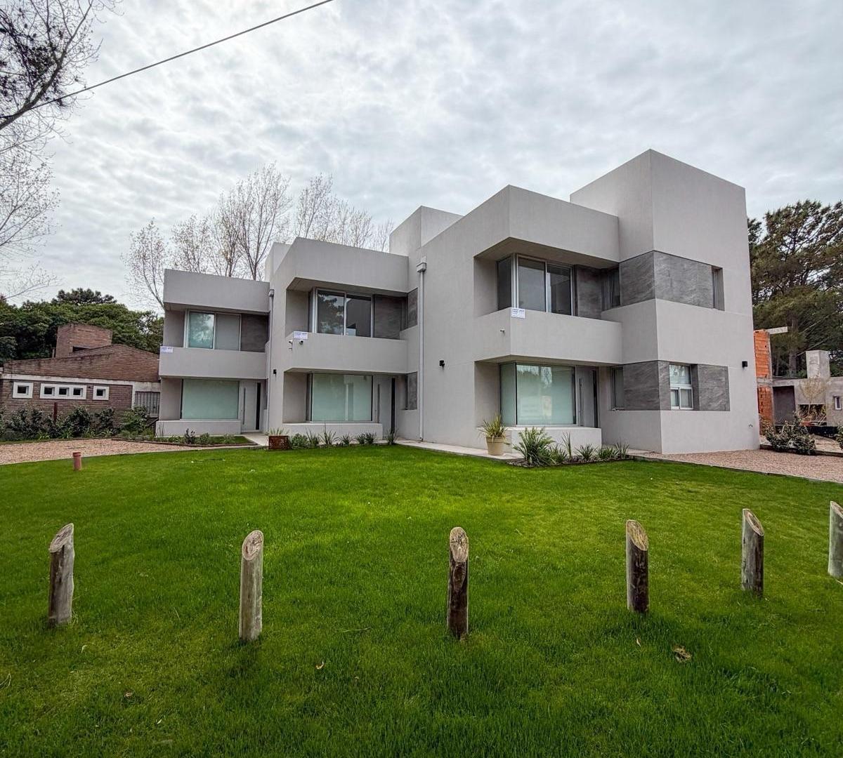 Foto de Duplex en venta en las dunas a 250 mts del mar se acepta permuta, imagen 1