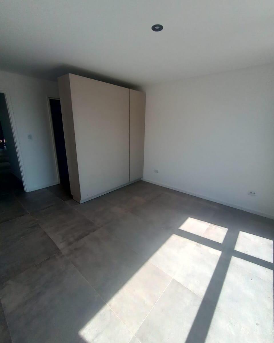 Departamento 2 Ambientes Zona Chauvin 4