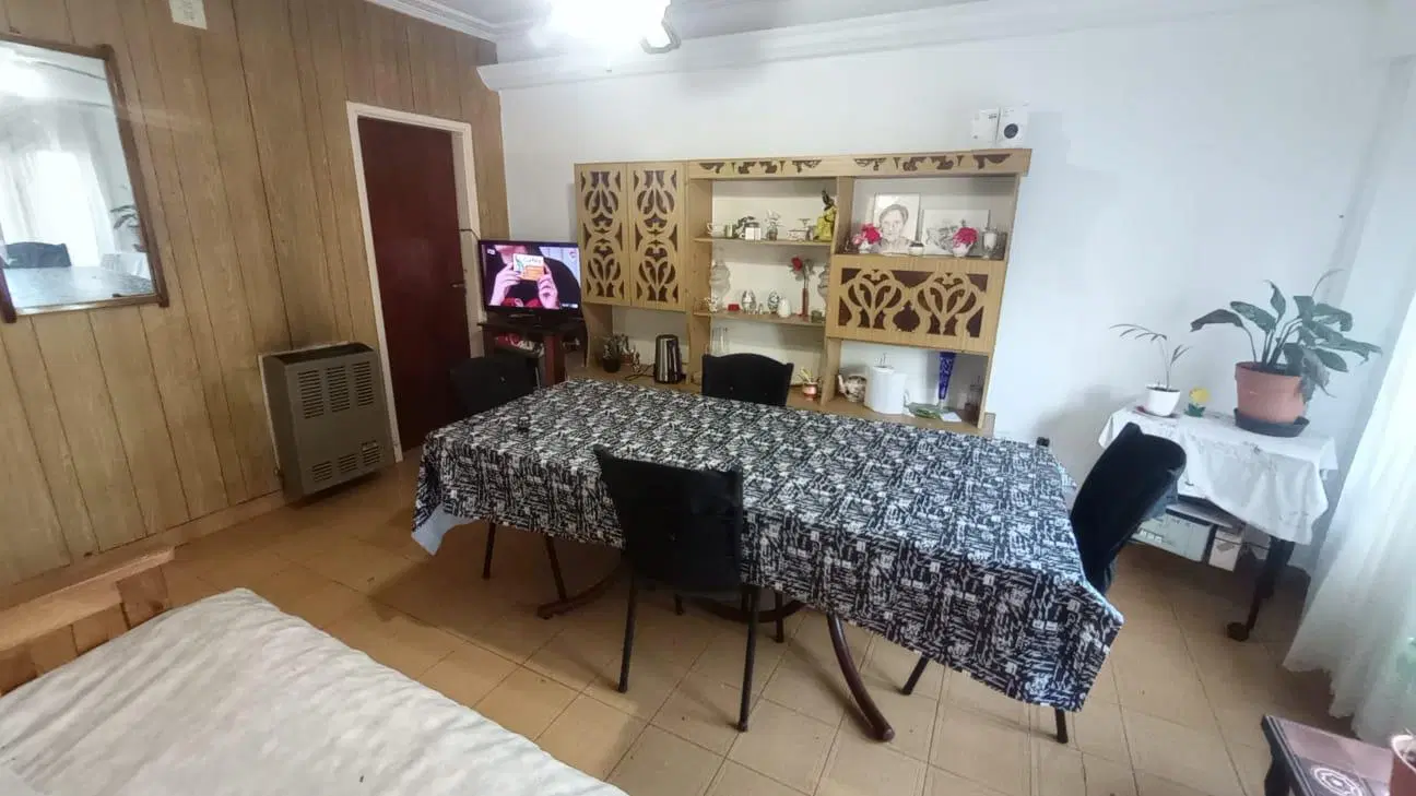 Casa 3 ambientes con parque villa primera Mar del Plata 4