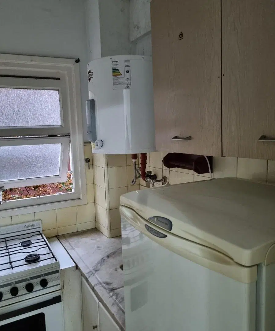 Departamento Monoambiente a la Calle con Balcón | Zona Plaza Colón 5