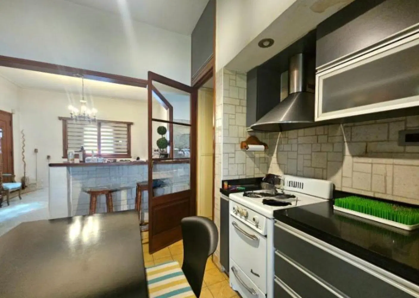 Venta Chalet de 3 ambientes con garaje, jardín y excelente distribución en Nueva Pompeya 2
